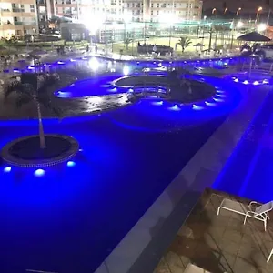  Apartamento Muro Alto Condomínio Clube 2 Brasil